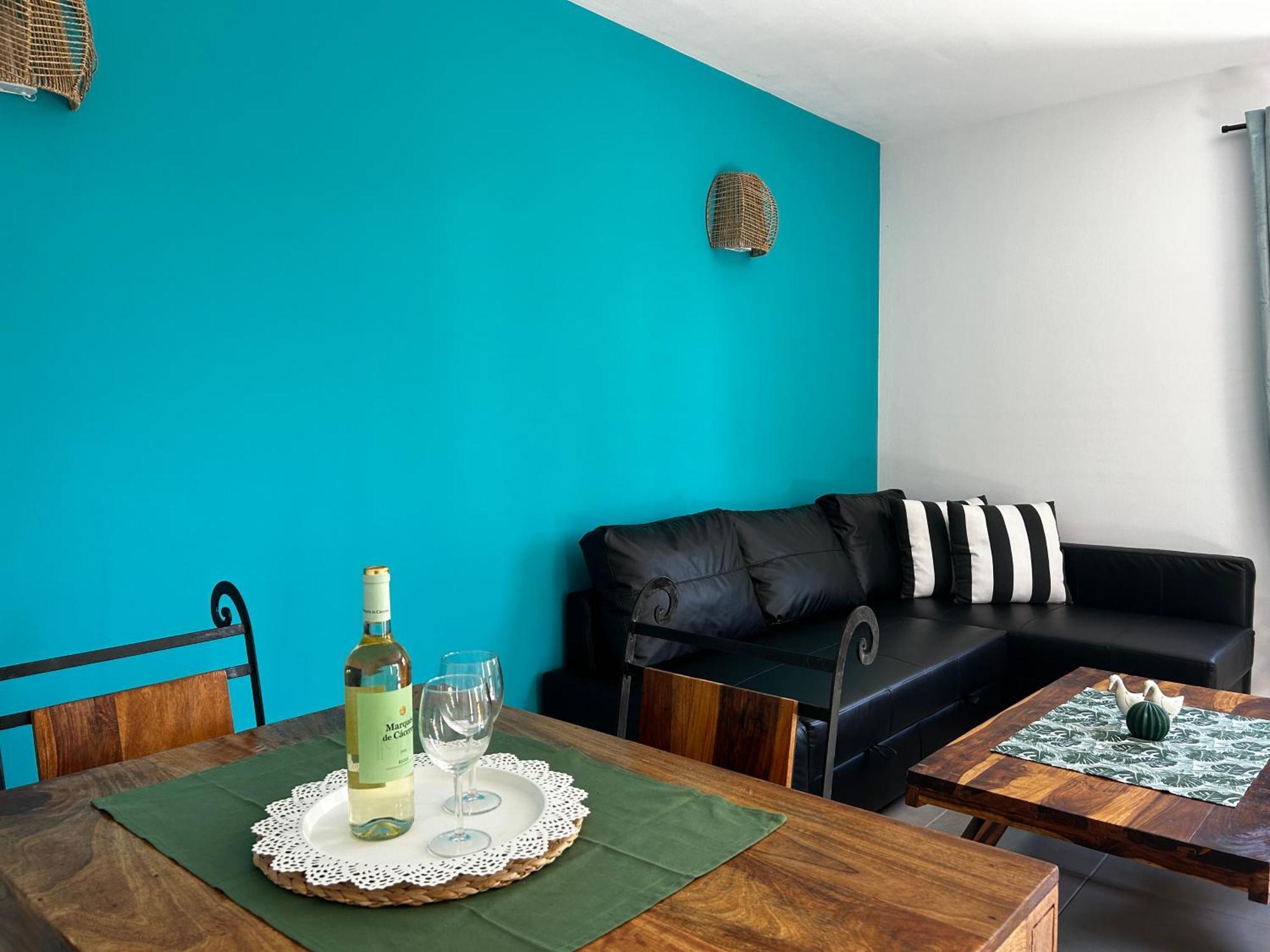 Casa De Leon Apartment คอร์ราเลโฮ ภายนอก รูปภาพ